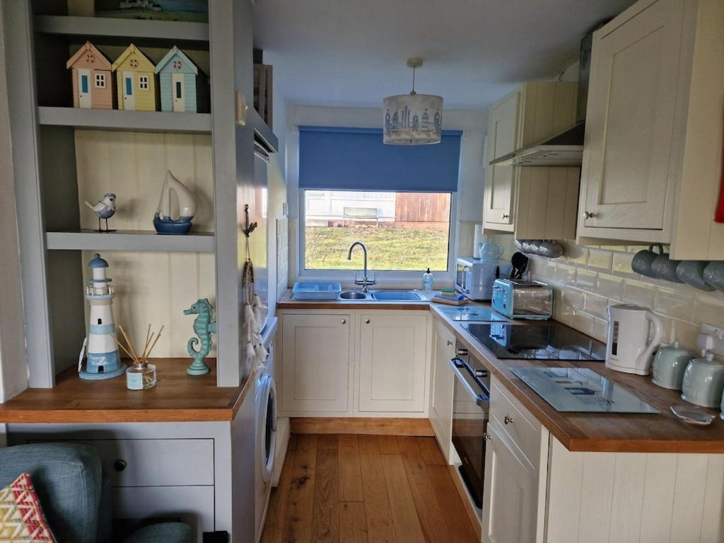 Caldon Holiday Chalet Sleeps 4 In Dartmouth Wifi Electric Inc Pet Friendly Экстерьер фото