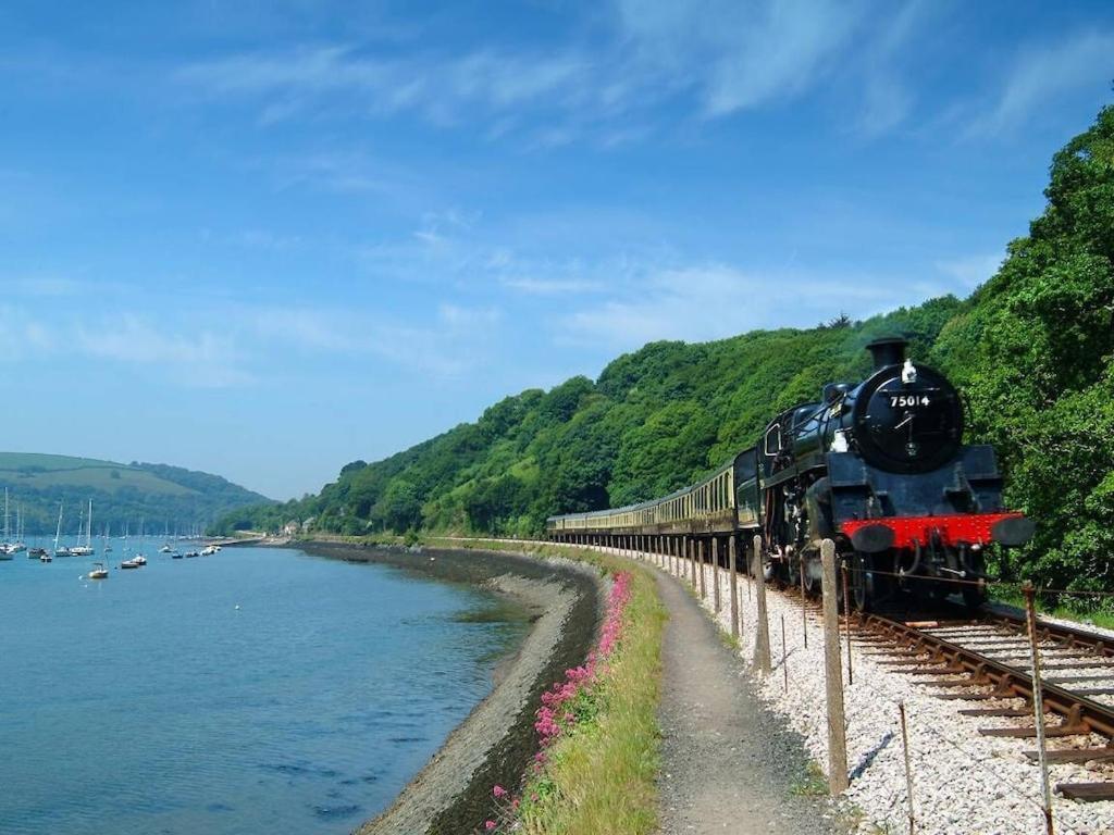 Caldon Holiday Chalet Sleeps 4 In Dartmouth Wifi Electric Inc Pet Friendly Экстерьер фото