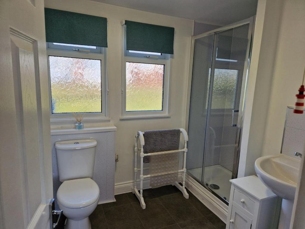 Caldon Holiday Chalet Sleeps 4 In Dartmouth Wifi Electric Inc Pet Friendly Экстерьер фото