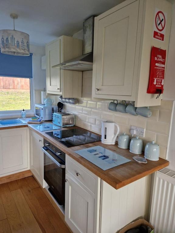 Caldon Holiday Chalet Sleeps 4 In Dartmouth Wifi Electric Inc Pet Friendly Экстерьер фото